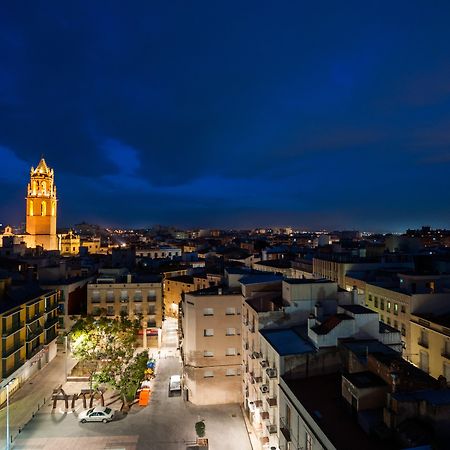 Hotel Gaudi Reus Luaran gambar