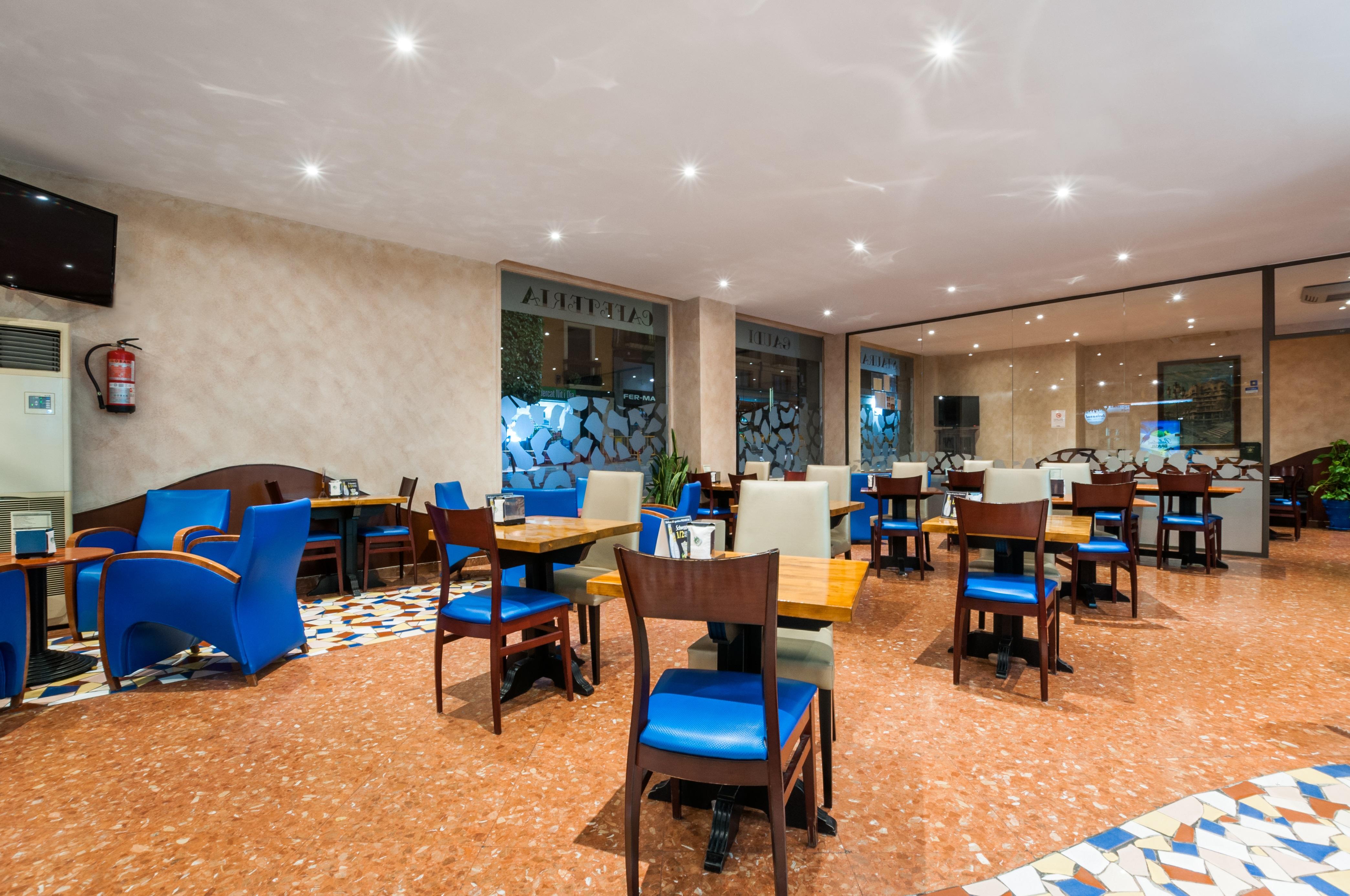 Hotel Gaudi Reus Luaran gambar