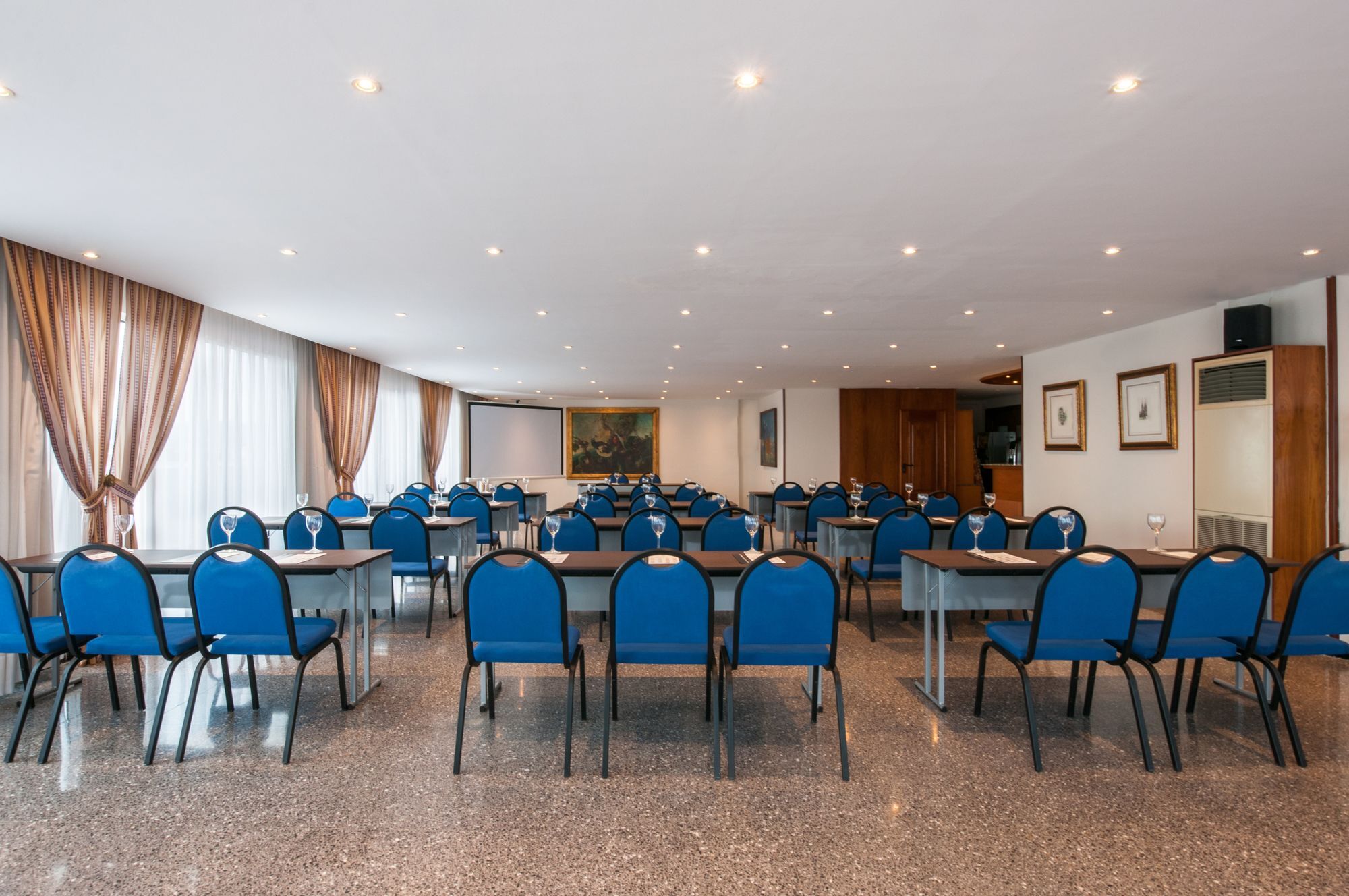 Hotel Gaudi Reus Luaran gambar